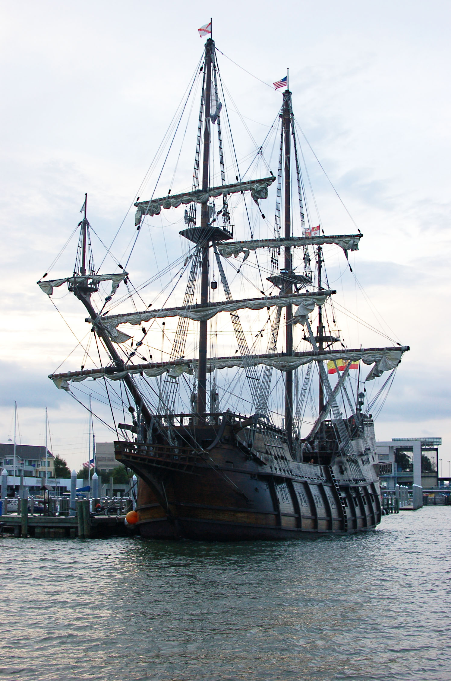 charleston pirate ship