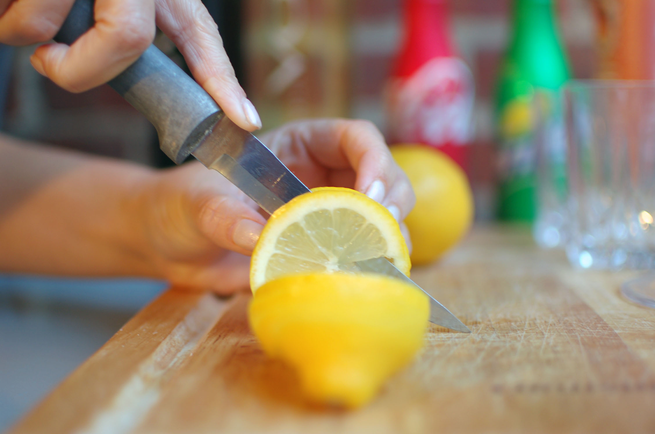 cutting lemons